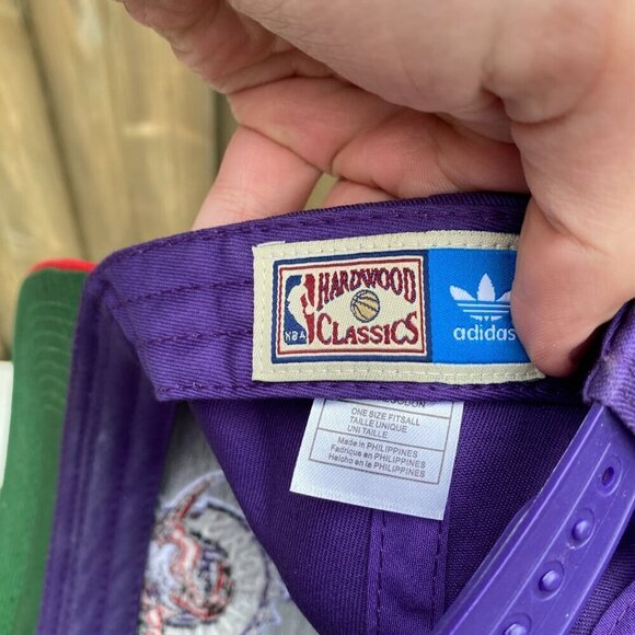 Vintage Adidas Harwood Classics NBA Toronto Raptors Hat - Picture 4 of 7